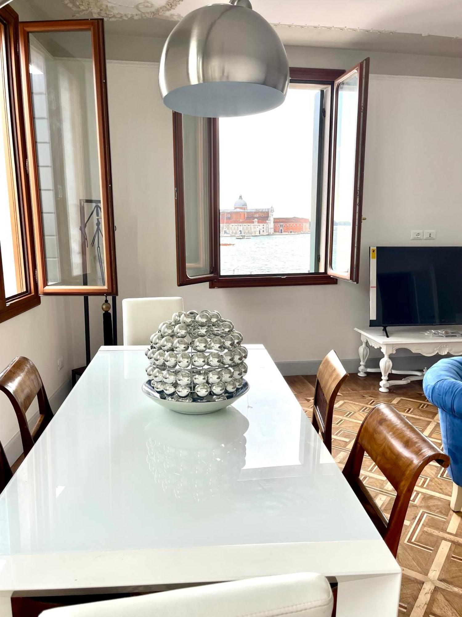 Апартаменты The B Collection - San Marco Riva Schiavoni Венеция Экстерьер фото