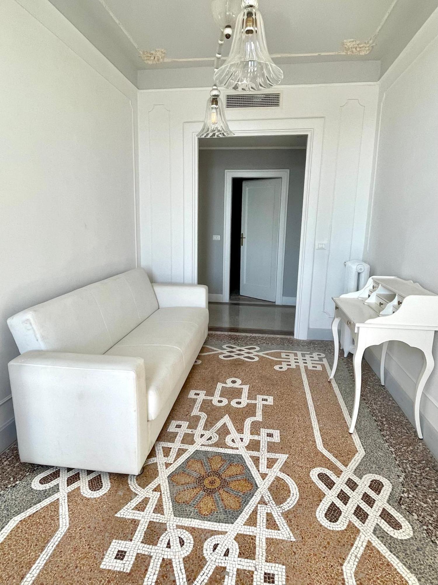 Апартаменты The B Collection - San Marco Riva Schiavoni Венеция Экстерьер фото